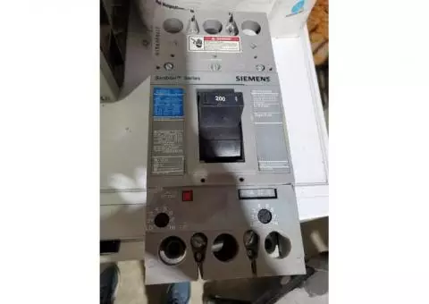 Siemens Series Circuit Breaker 200 Amp