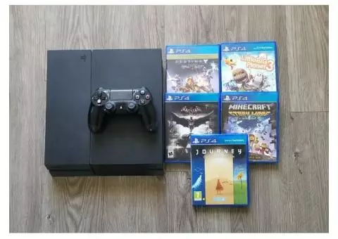 PS4 w/ Controller and 5 Games